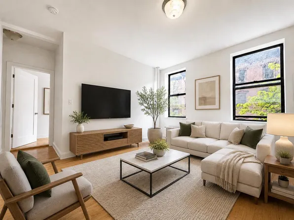 29 West 12th Street image 1 of 8
