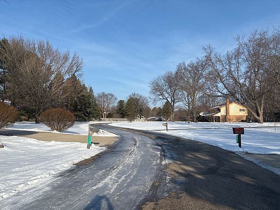 4th image of 4431 Terra Ln