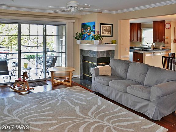 4th image of 114 Kendrick Pl APT 28