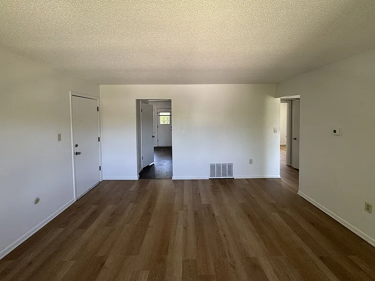 1007 Parkway Dr #1009 — Photo 7