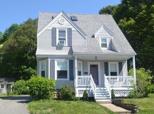 50 Belmont St, Whitman, MA 02382