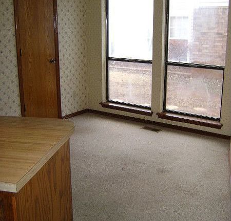 5th image of 11505 Cedar Valley Dr