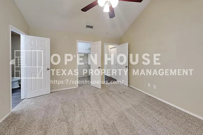 812 Arbor Downs Dr — Photo 9