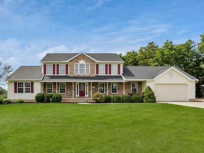 57 Bluebonnett Dr, Heath, OH, 43056