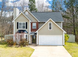 3045 Arden Ridge Dr, Suwanee, GA 30024