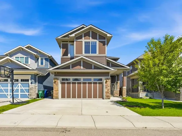 129 W Kingsbury Close SE, Airdrie, AB T4A 0R4