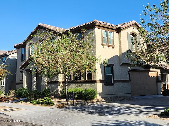 3rd image of 16603 W SIERRA Street