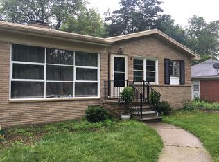 28742 Blackstone Dr, Lathrup Village, MI 48076