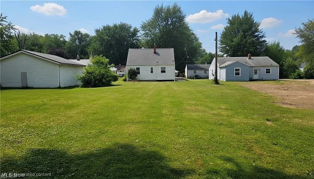 3 bed, 1078 sqft, $1,250 — Photo 4