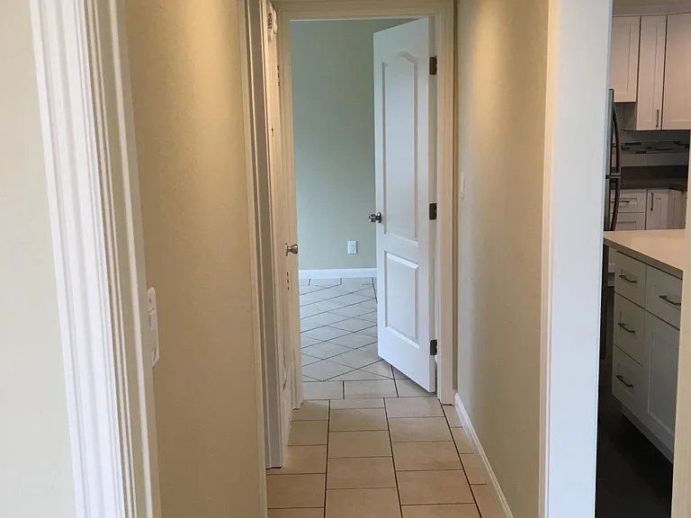 119 Franklin Ave #1 — Photo 8