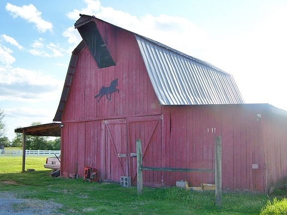 barn built in 1996