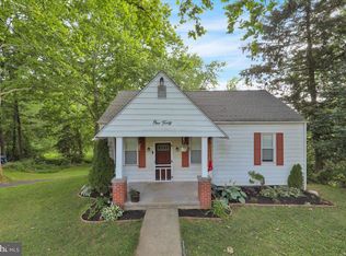 140 Pennwyn Pl, Reading, PA 19607