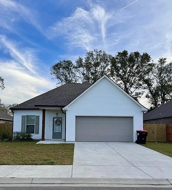 107 Muscadine Ln