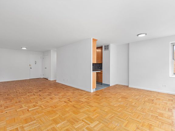 3rd image of 301 E 75th St APT 8D