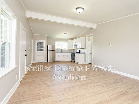 4th image of 509 Saunders Pl Unit A
