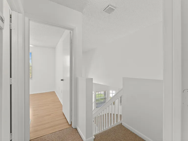 15350 NW 6th Ct — Photo 22