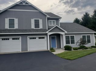 6062 Gray Ridge Trl, Traverse City, MI 49684