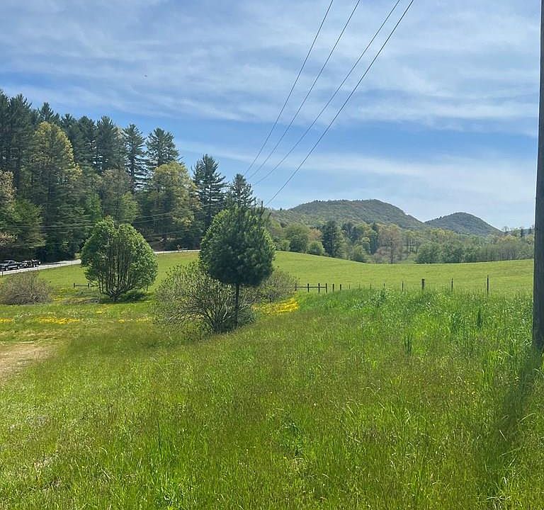 2nd image of 9924 Cullowhee Mountain Rd