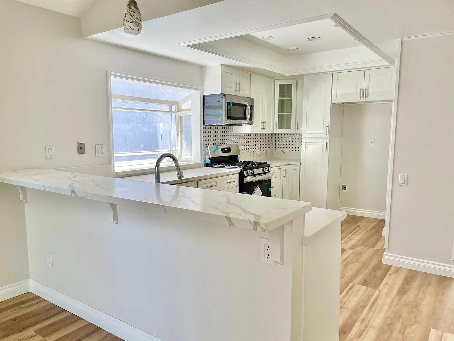 2182 Arbor Cir — Photo 4