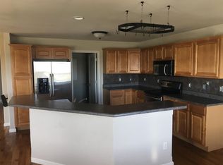 102 Essex Ln UNIT 8, Savoy, IL 61874
