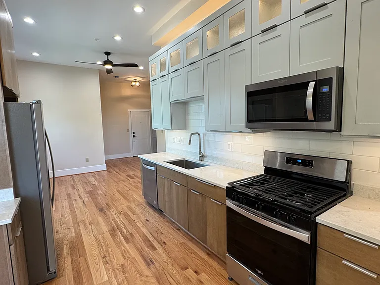 2031 Maryland Ave #1 — Photo 10