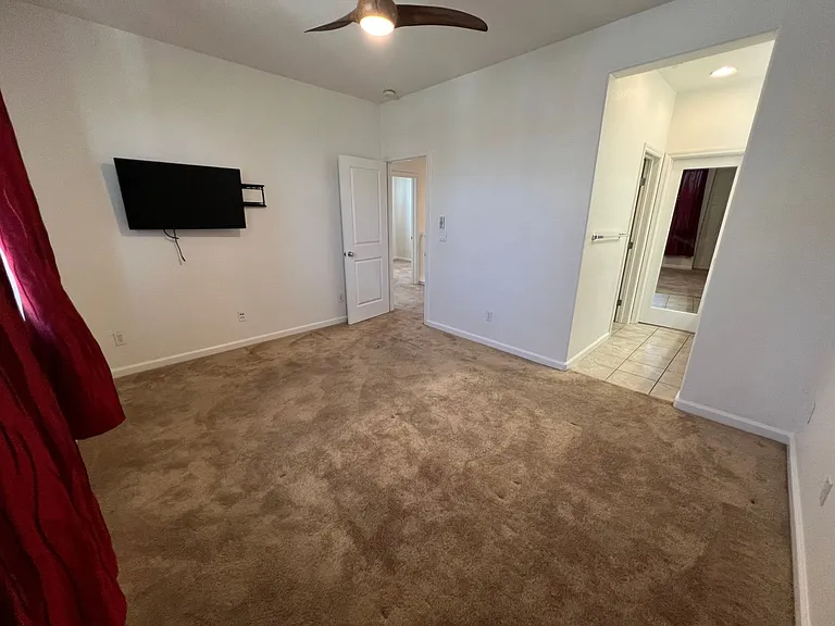 1141 Rock Ave — Photo 30