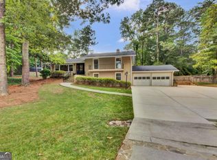 4794 Glenbonnie Ct, Dunwoody, GA 30360