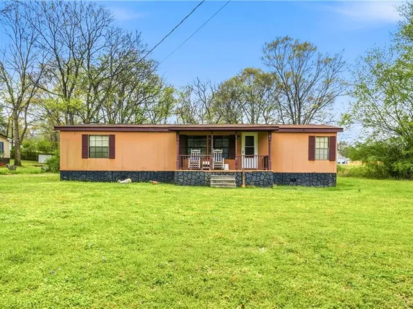 85 Honeysuckle Dr SW, Cartersville, GA 30120