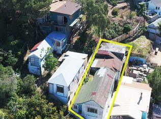326 W Whittley Ave #C, Avalon, CA 90704