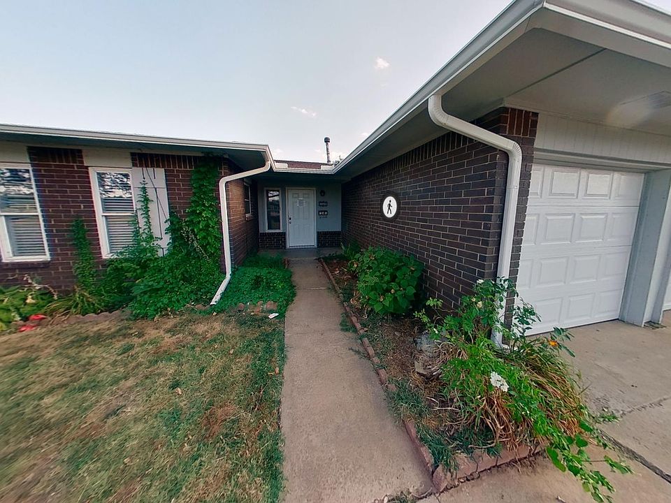 1st image of 205 SE 19th St