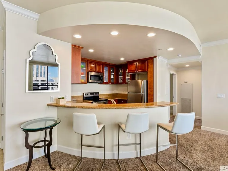 450 N Arlington Ave #1403 — Photo 12