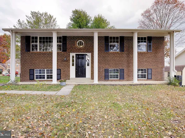 3712 30th St, Chesapeake Beach, MD 20732
