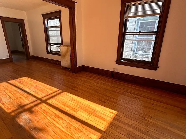 2517 Emerson Ave S #3 — Photo 3