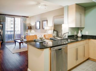 707 President St APT 1040, Baltimore, MD 21202