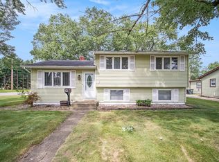 1701 Rerick St, South Bend, IN 46635