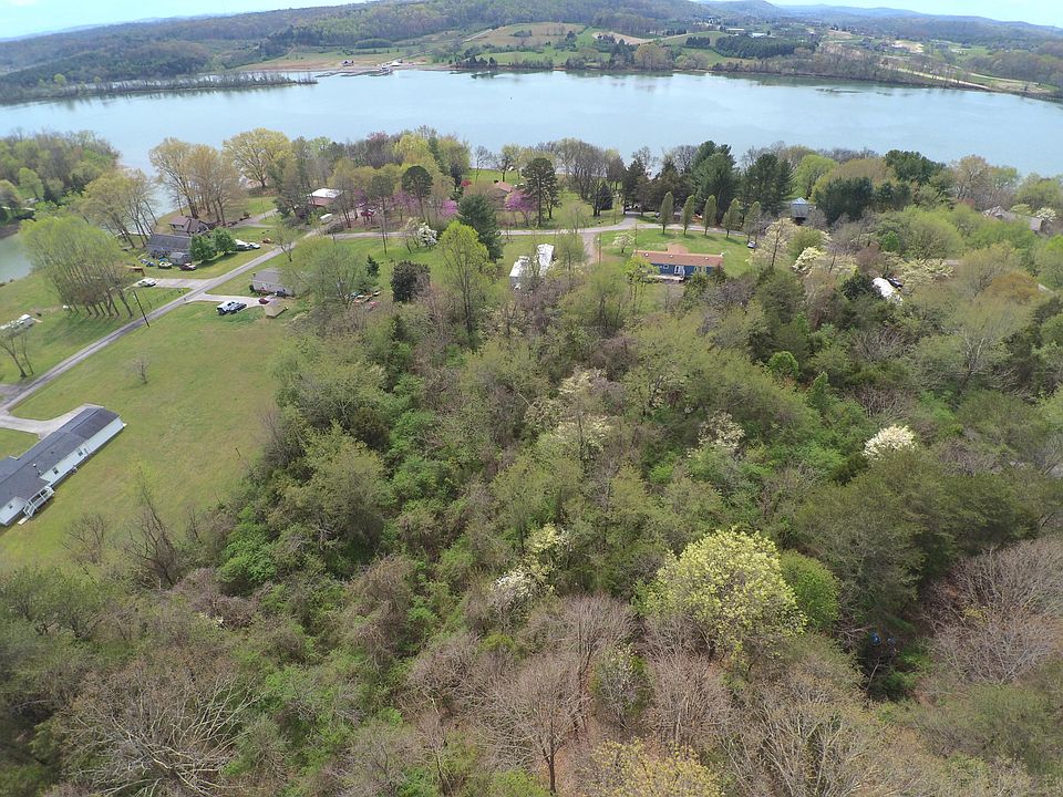 2nd image of Channel Dr