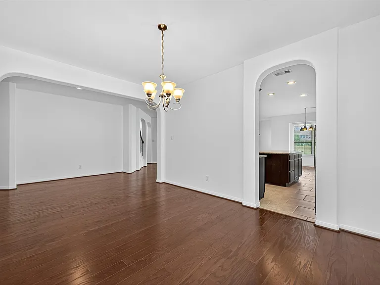 83 W Wading Pond Cir — Photo 14