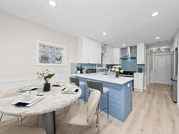 5th image of 6117 W 83rd St
