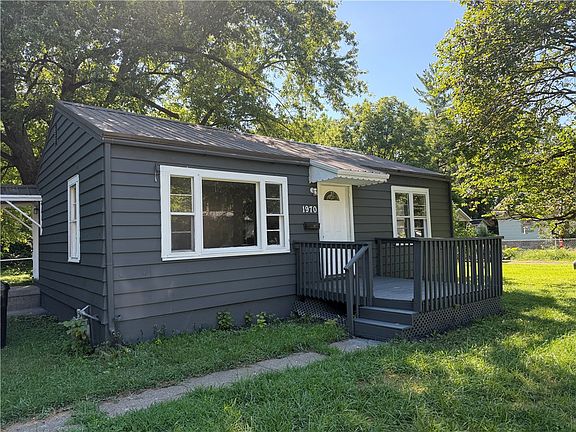 2nd image of 1970 N Maple Ave