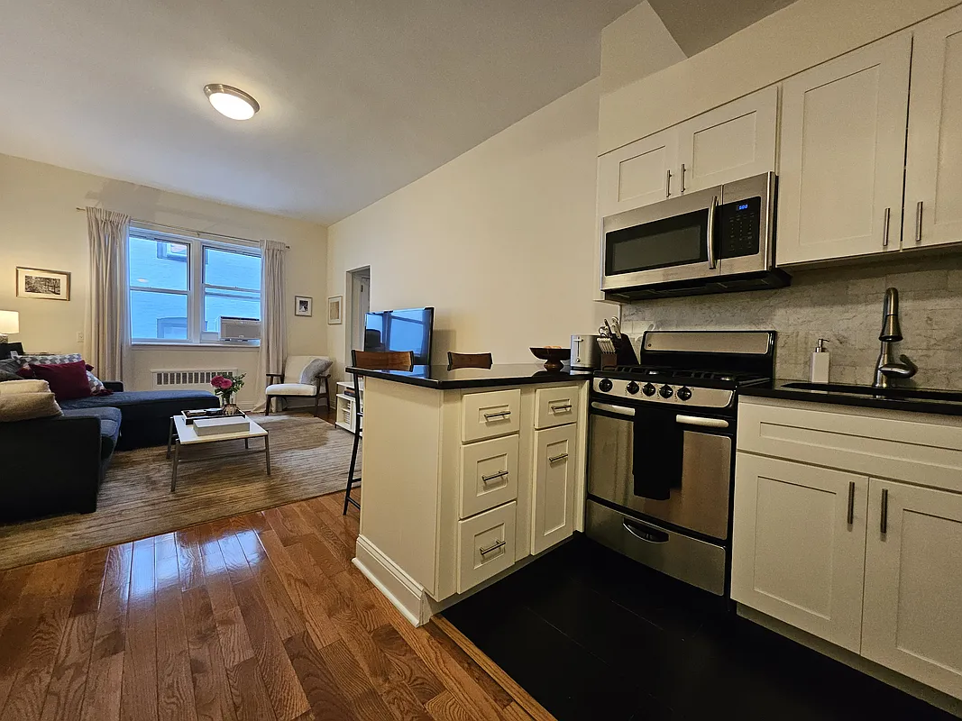 1378 Lexington Avenue 3H