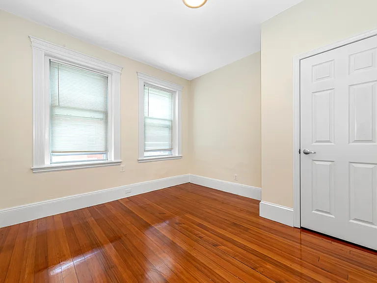 44 Brackett St #2 — Photo 17