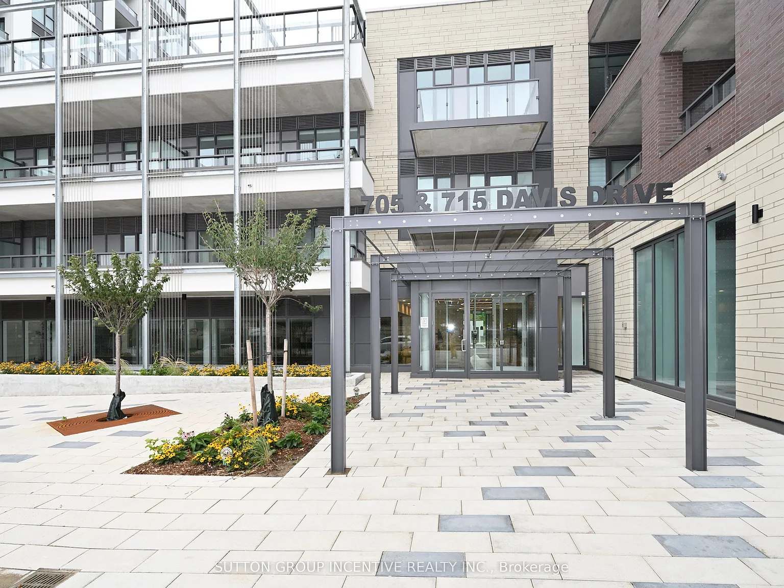 2 bed, $3,500 — Photo 1