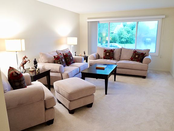 5th image of 1170 Heather Ln #0