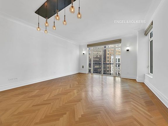 3rd image of 15 Central Park W APT 8J