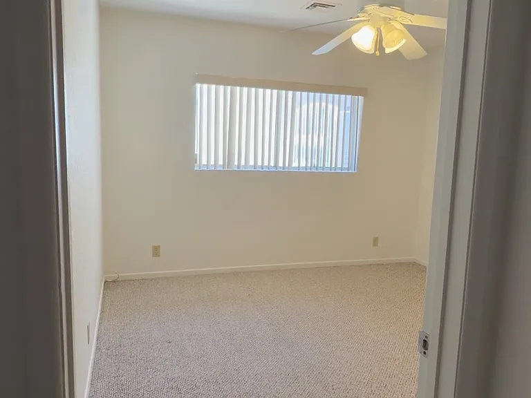 9046 Lakeview Dr — Photo 5