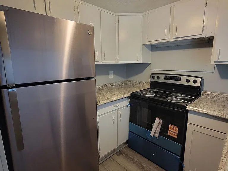 225 W McDowell Rd — Photo 82