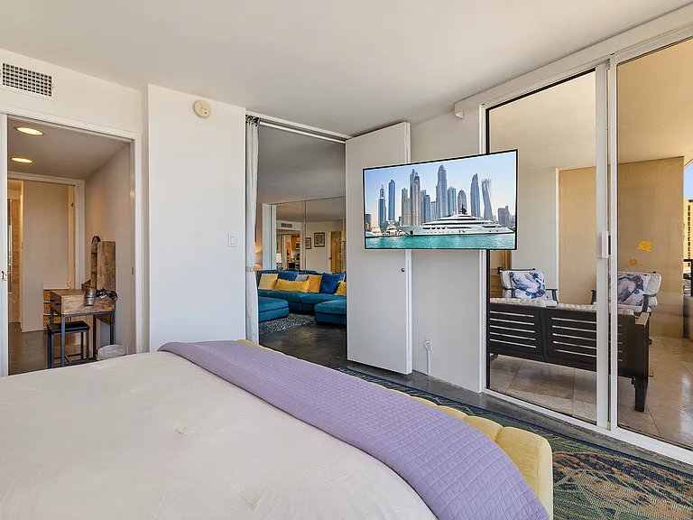 4333 Marina City Dr #308 — Photo 16