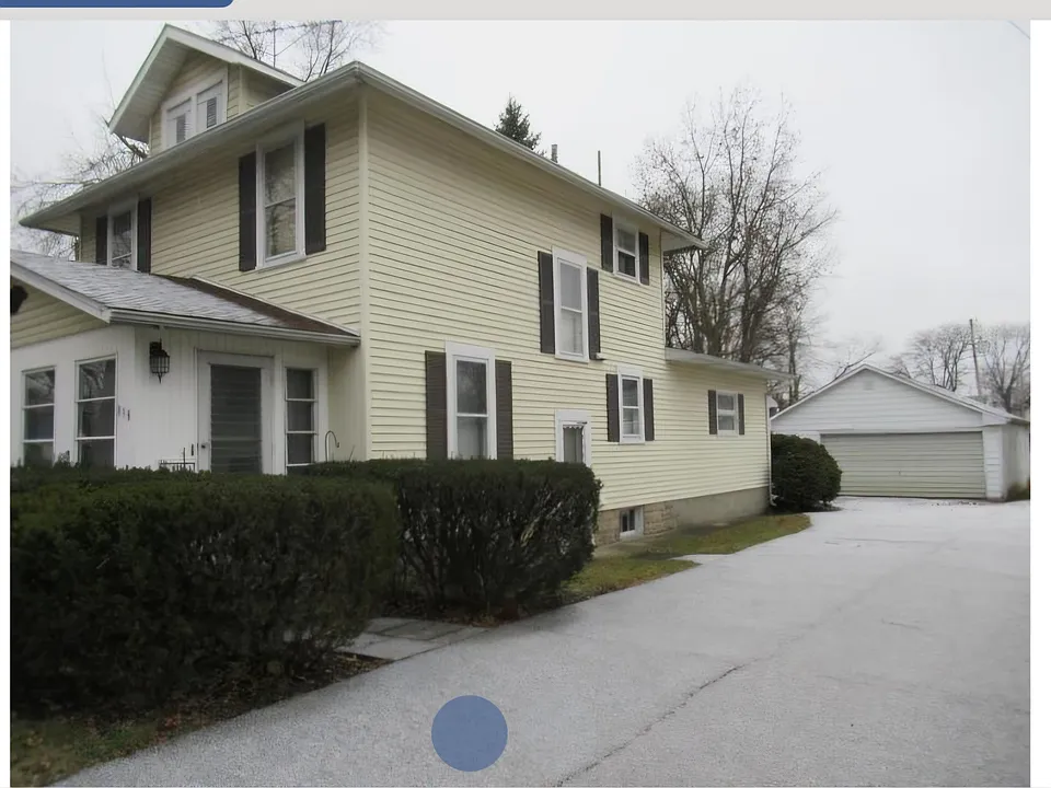838 S Main St