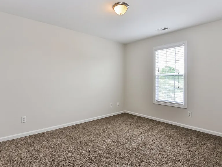 407 Morganite Ct — Photo 14