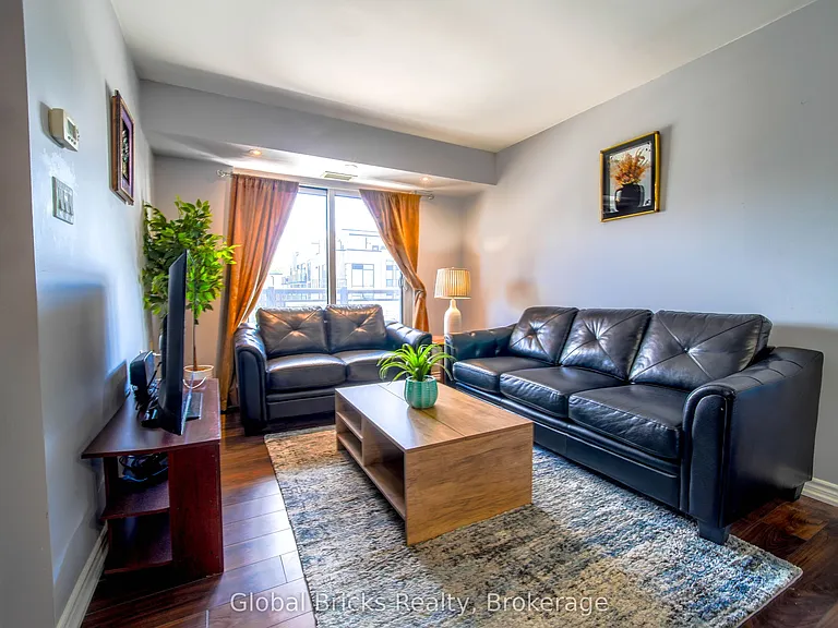 872 Sheppard Ave W #308 — Photo 4